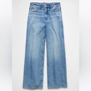 American Eagle Outfitters Super High-Rise Ultra Wide Leg Jeans Size 2 SHORT